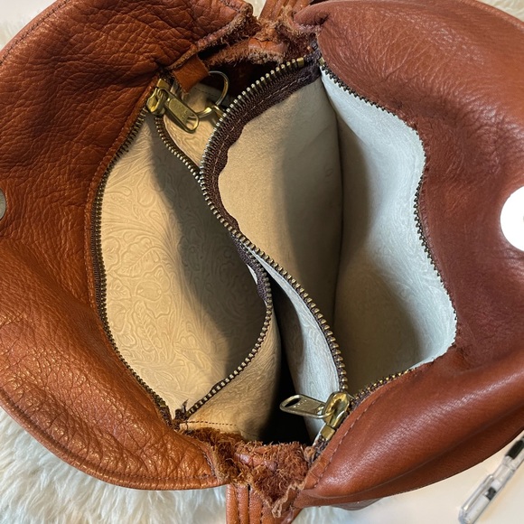 Beautiful brown leather shoulder bag - no label - - Picture 8 of 10